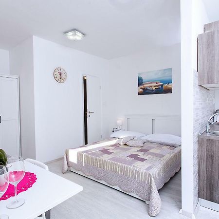 ברלה Apartment Biokovo Nature Park מראה חיצוני תמונה